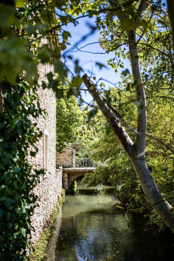 Domaine De Blanche Fleur Hotell Châteauneuf-de-Gadagne Exteriör bild